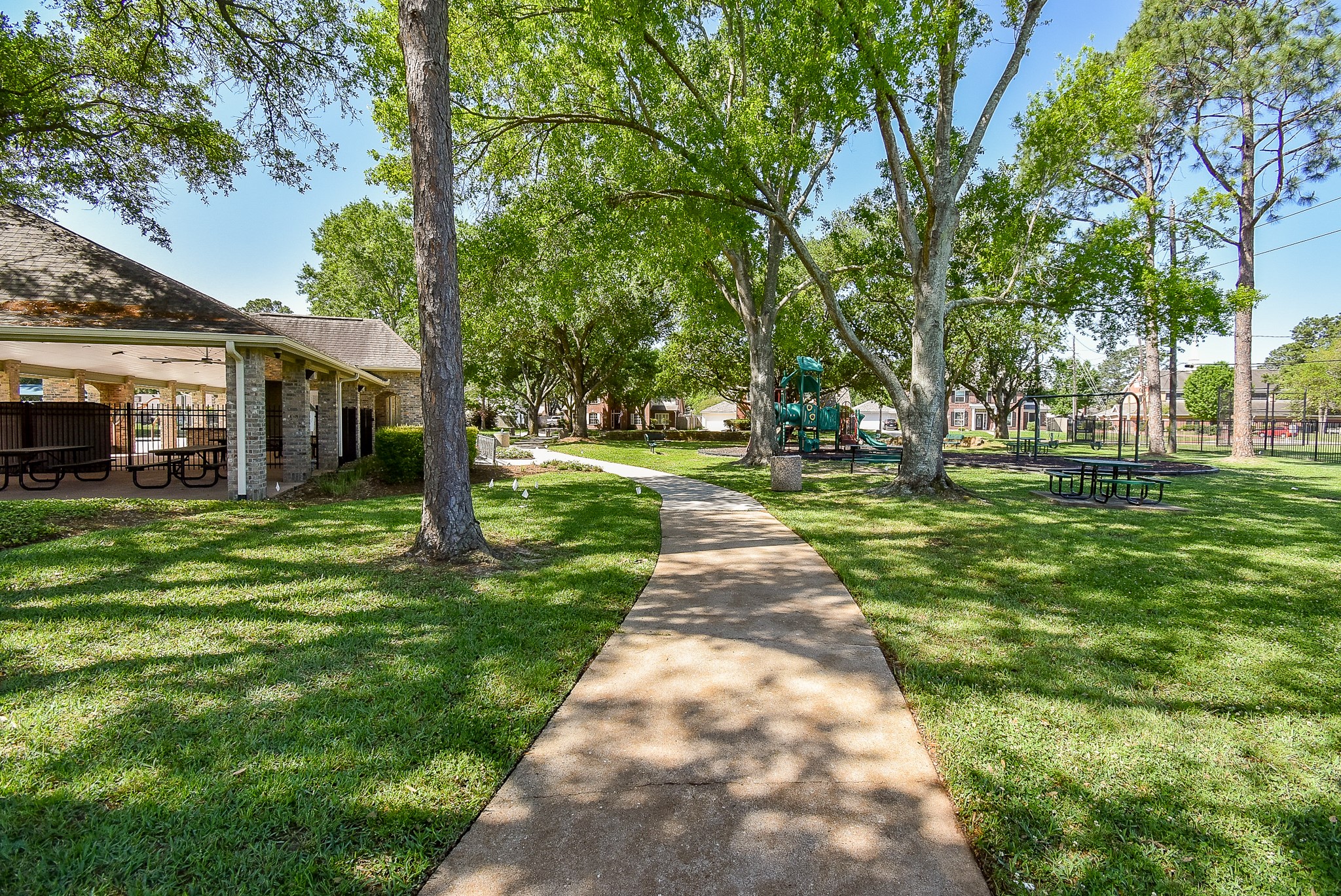 7638 Club Lake Drive Houston TX 77095