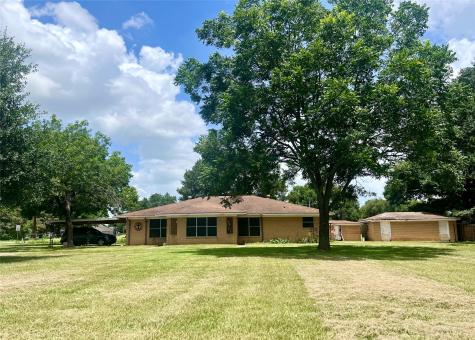 1234 Frydek Road Sealy TX 77474