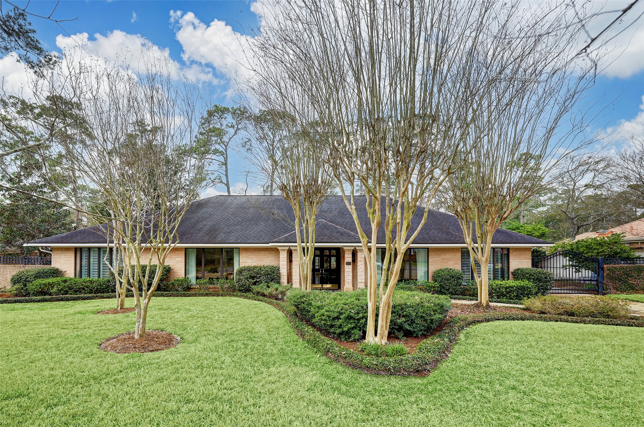 305 Gentilly Place Houston TX 77024