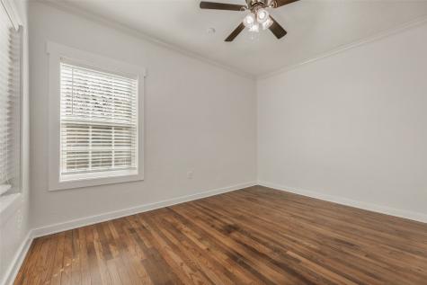 1557 E East William J Bryan Parkway Bryan TX 77803