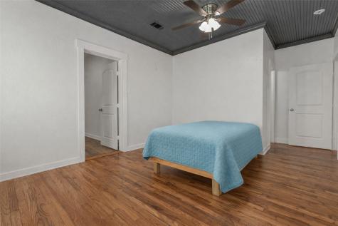 1557 E East William J Bryan Parkway Bryan TX 77803