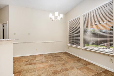 4303 Alysheba Friendswood TX 77546