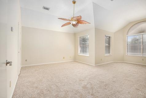 4303 Alysheba Friendswood TX 77546