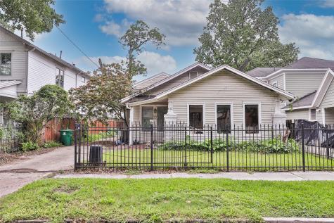 413 Merrill Street Houston TX 77009
