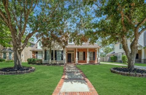 1410 Shady Valley Drive Sugar Land TX 77479