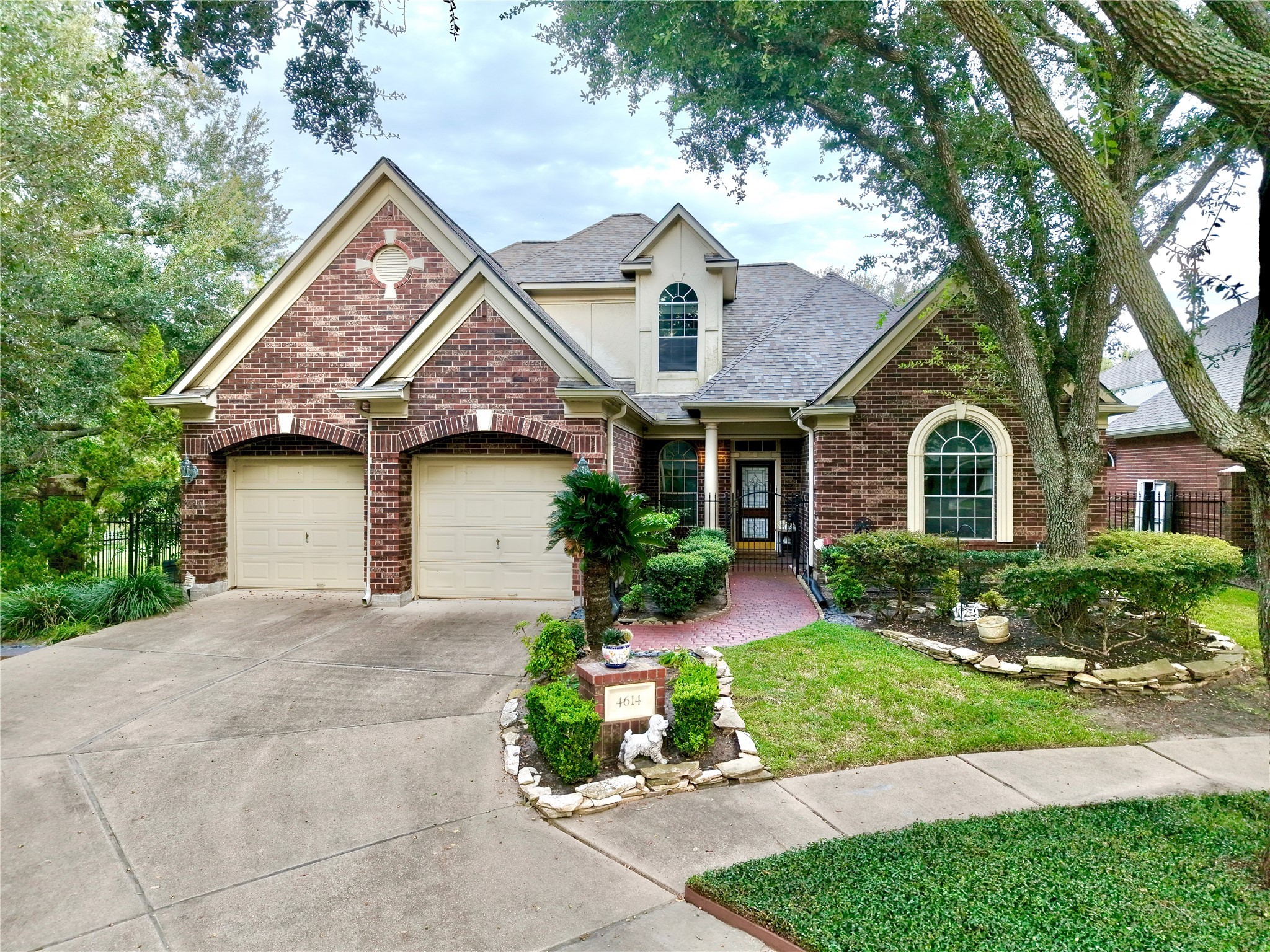 4614 Golden Pond Court Sugar Land TX 77479