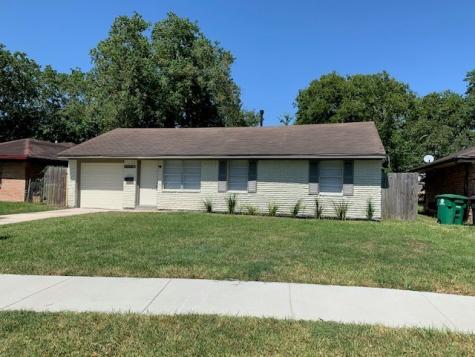 3107 Friar Point Road Houston TX 77051