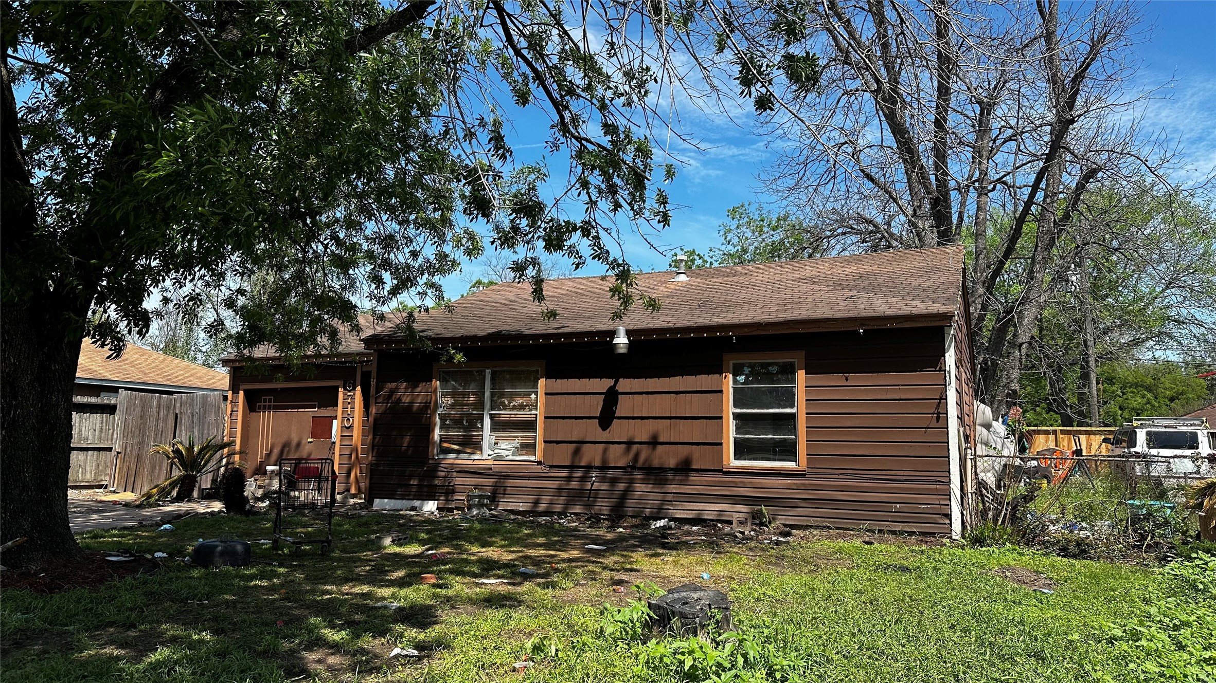6710 W 43rd Street Houston TX 77092