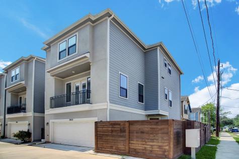 3832 Brinkman Street Houston TX 77018
