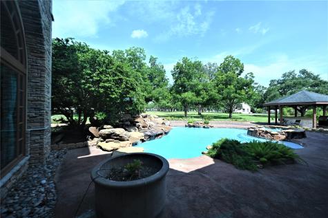 326 W Alkire Lake Drive Sugar Land TX 77478