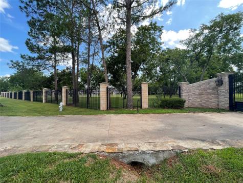 326 W Alkire Lake Drive Sugar Land TX 77478