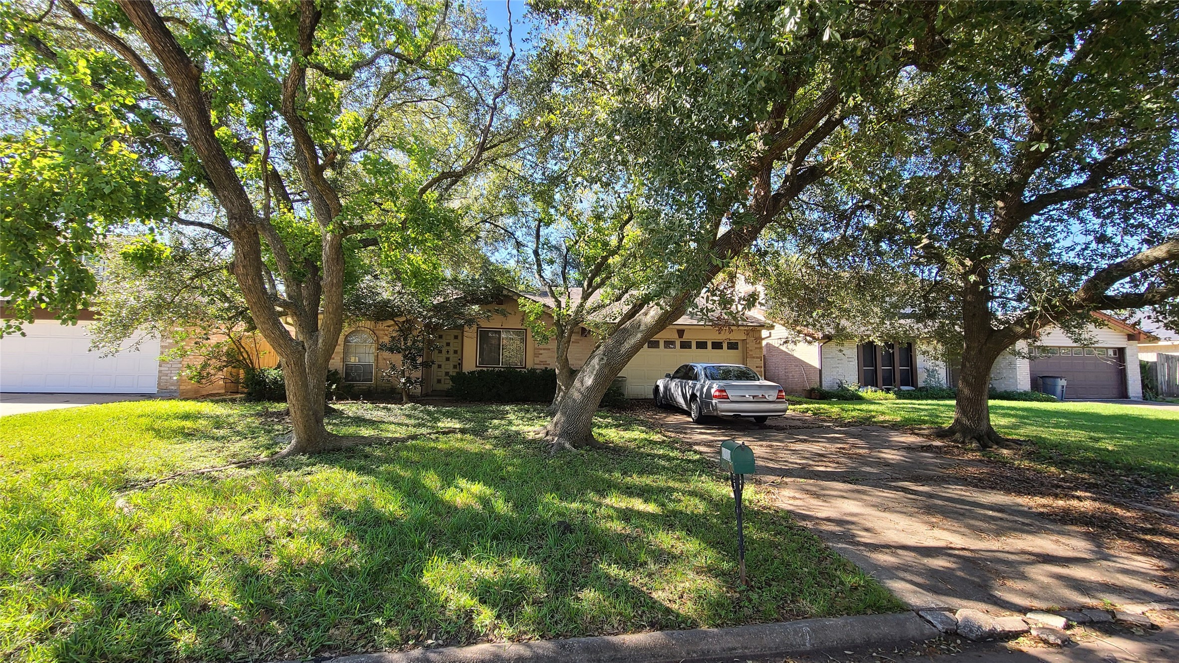 17110 Bougainvilla Lane Friendswood TX 77546