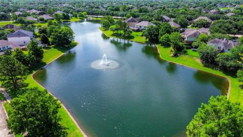 3911 Clarestone Drive Pearland TX 77584