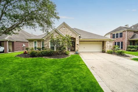 3120 Red Maple Drive Friendswood TX 77546