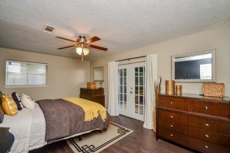 4315 Fernwood Drive Houston TX 77021