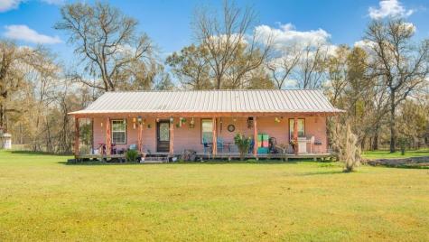 181 County Road 472 Sweeny TX 77480