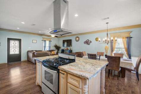 181 County Road 472 Sweeny TX 77480