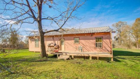 181 County Road 472 Sweeny TX 77480