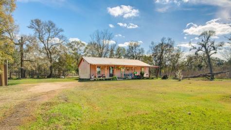 181 County Road 472 Sweeny TX 77480