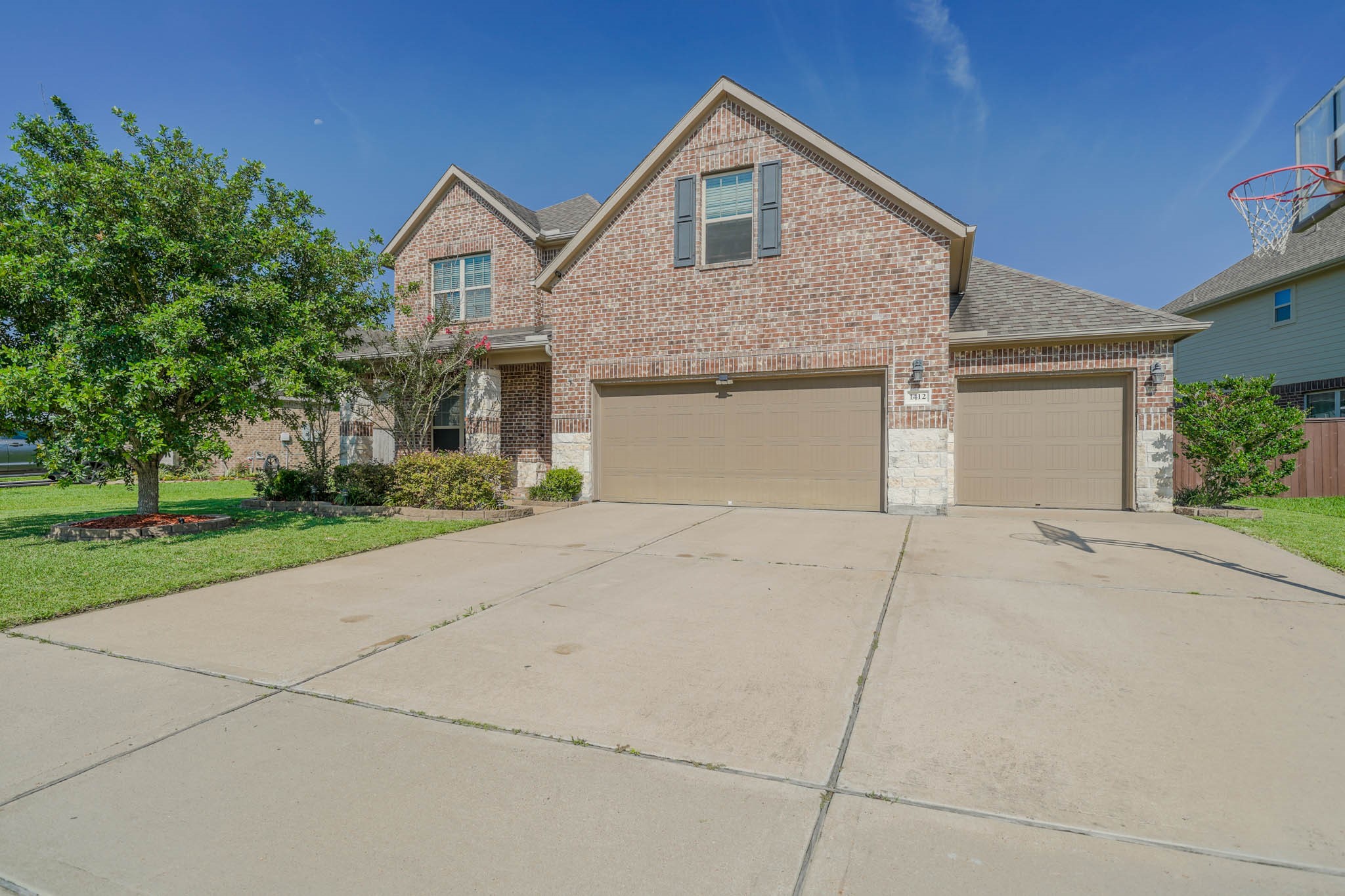 1412 Lindenwood Cliff Pearland TX 77581
