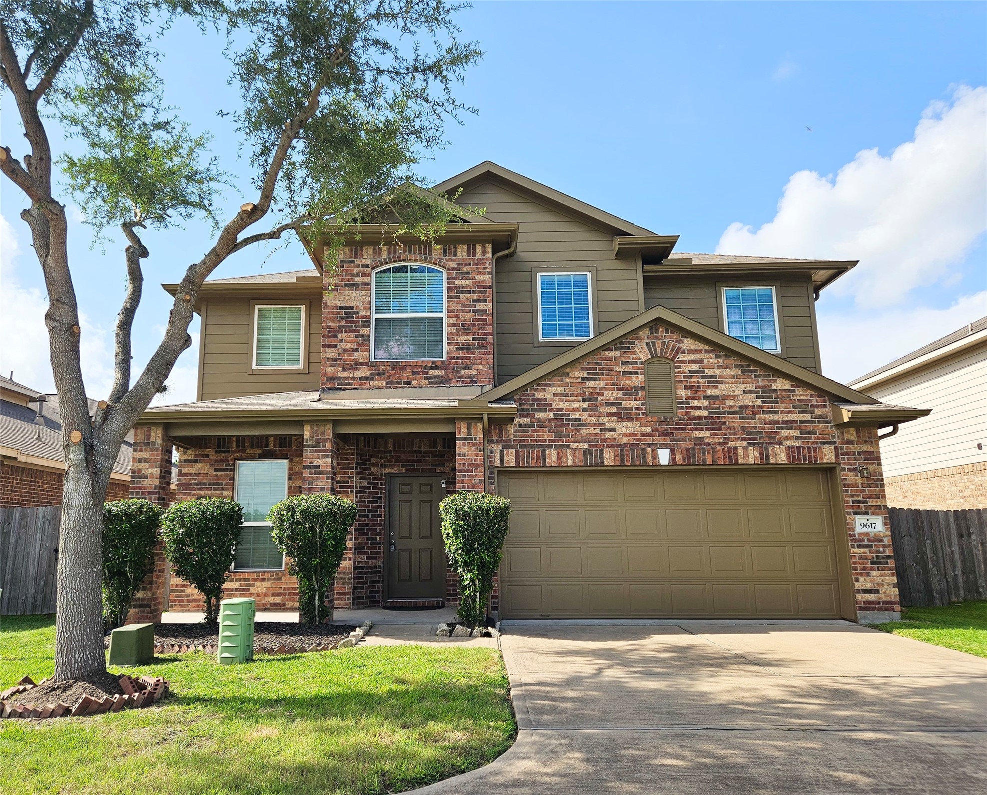 9617 Landon Lake Drive Pearland TX 77584