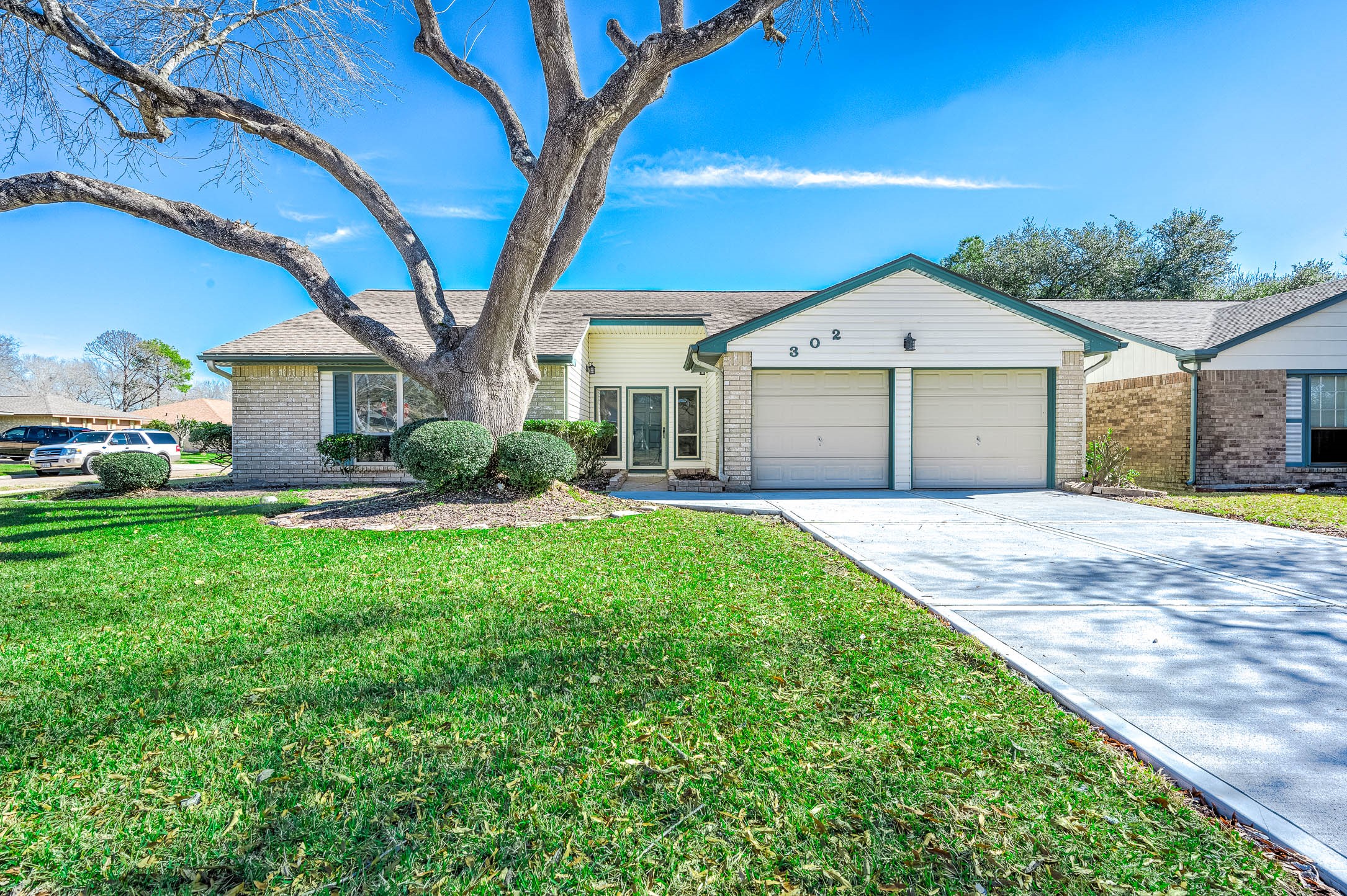 302 Meadow Wood Court League City TX 77573
