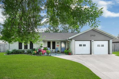 2910 Neches River Drive Pearland TX 77584