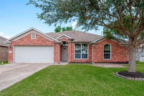 212 Seacrest Boulevard League City TX 77573