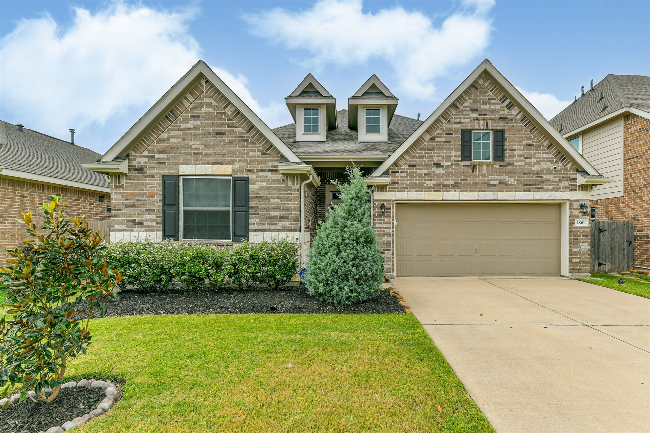 1861 Belle Place Alvin TX 77511