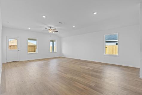 1411 Angelfish Drive Iowa Colony TX 77583