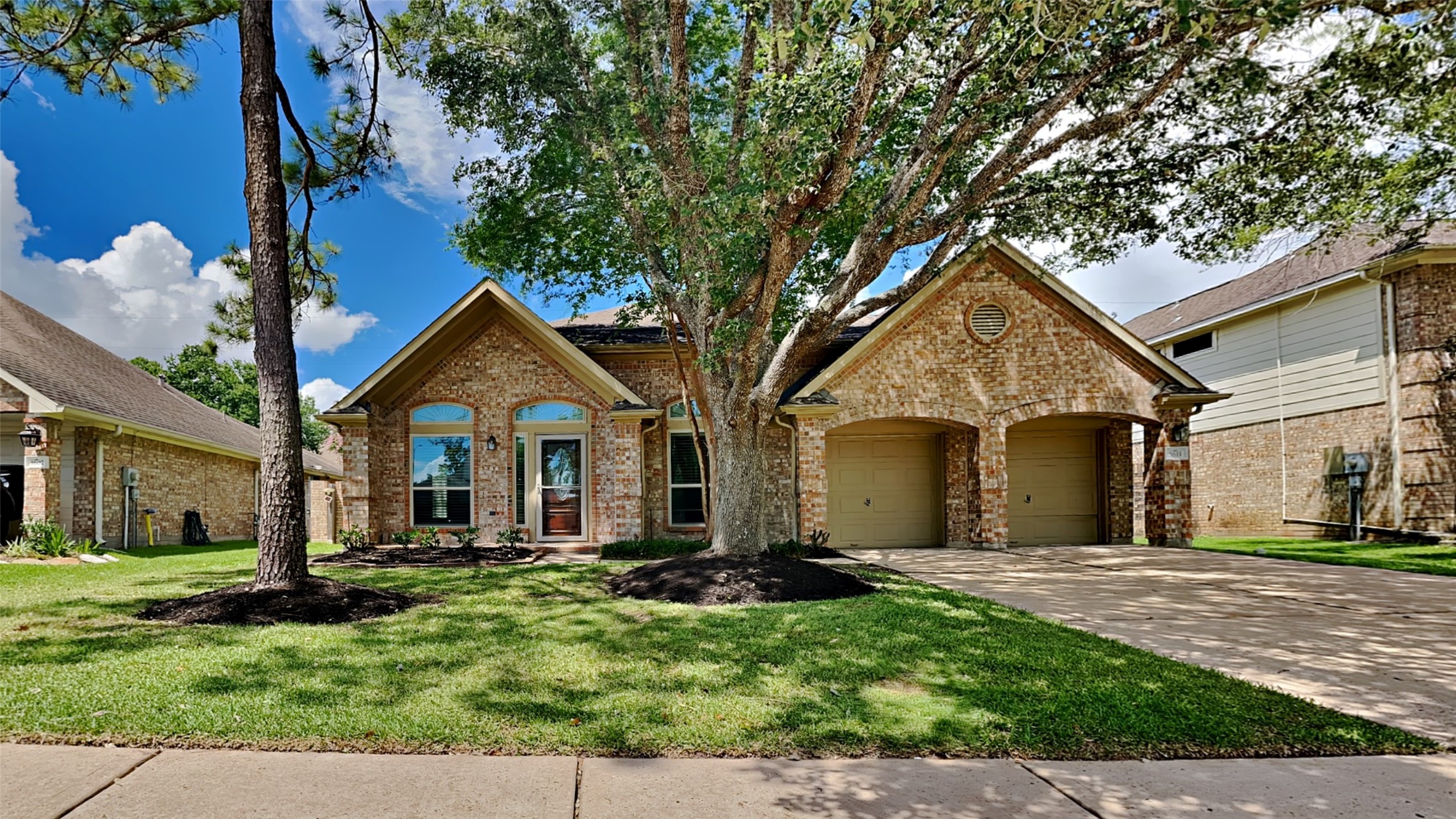 3611 Beacon Hill Drive Pearland TX 77584