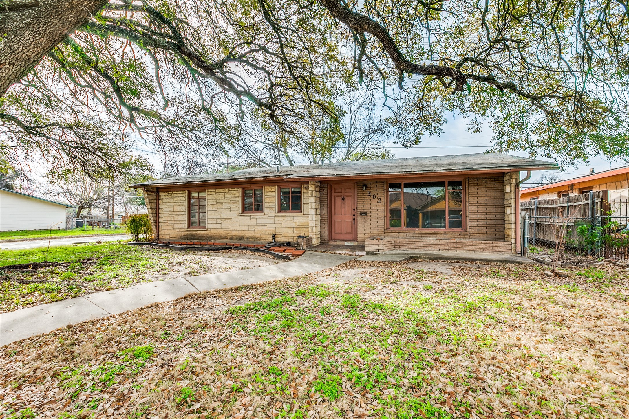 302 Eland Drive San Antonio TX 78213