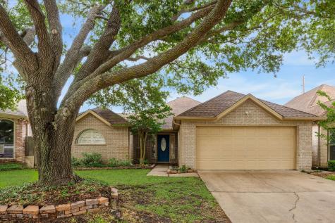 1807 Emerald Green Drive Houston TX 77094