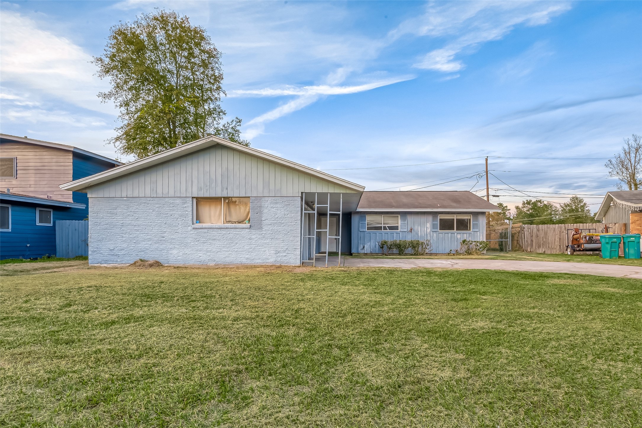2316 Maxwell Circle Orange TX 77630
