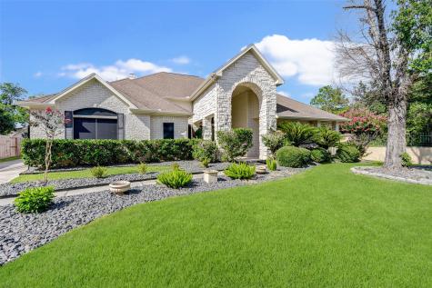 901 Mystic Village Lane Seabrook TX 77586