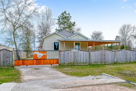 1150 County Road 5021 Cleveland TX 77327
