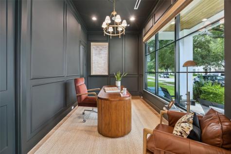 2823 Plumb Street Houston TX 77005