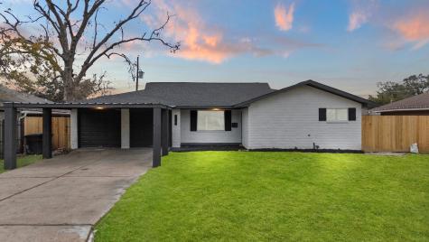 715 Hohl Street Houston TX 77022
