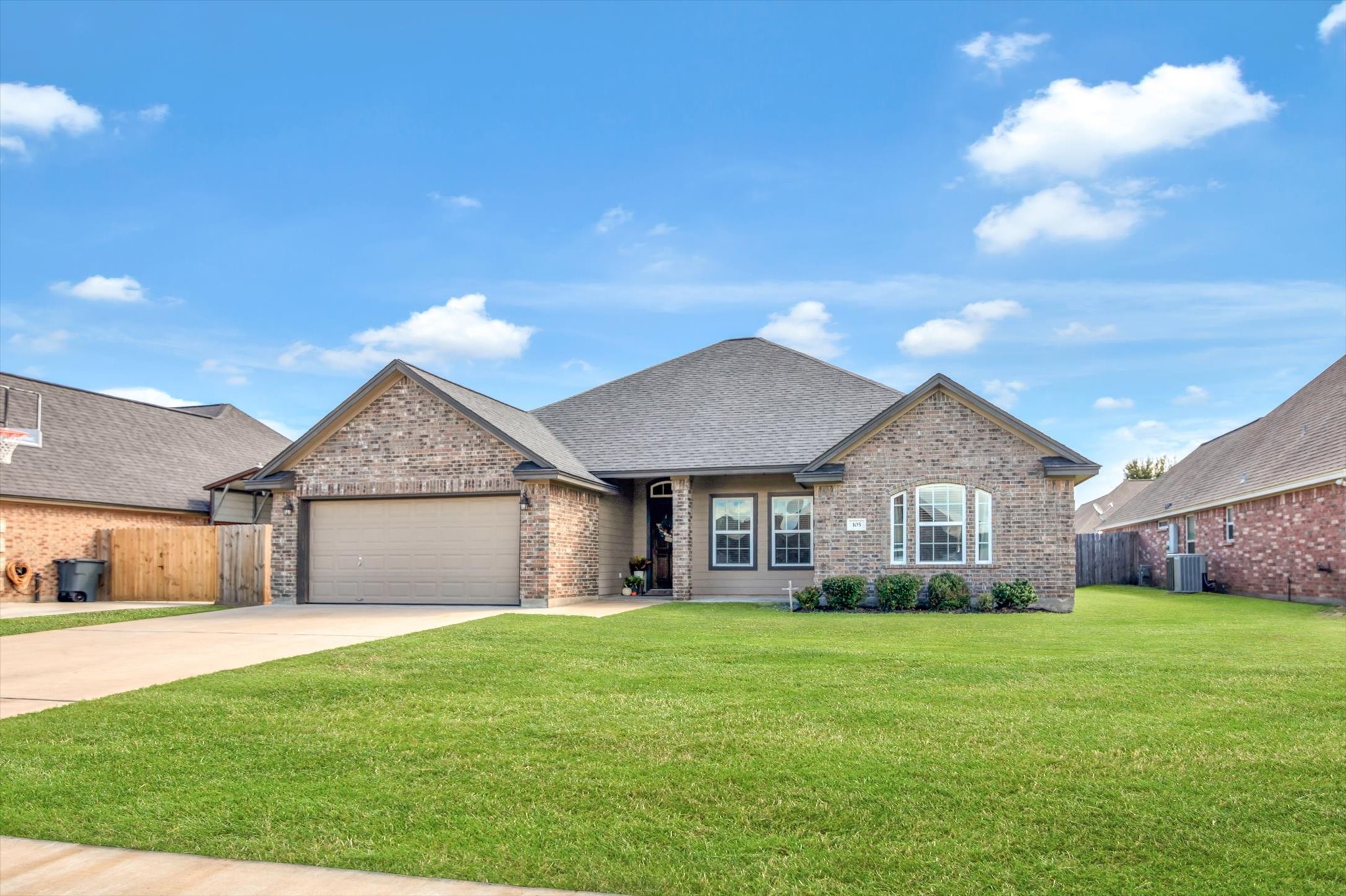 105 Adams Street Clute TX 77531