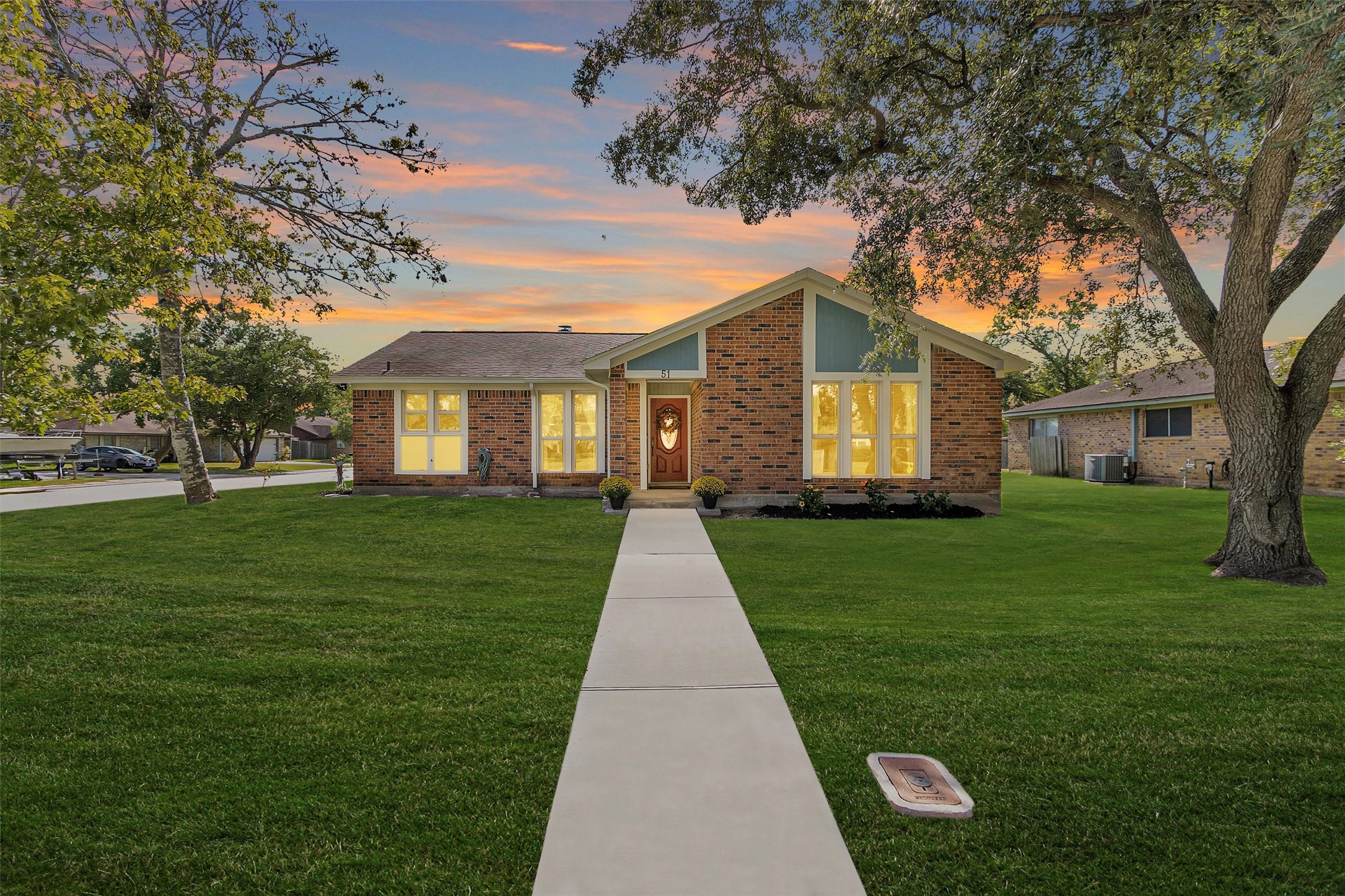 51 Lotus Court Lake Jackson TX 77566