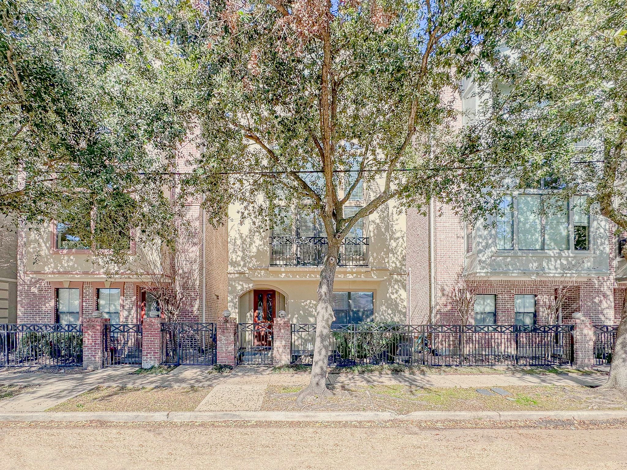 624 Bomar Street Houston TX 77006