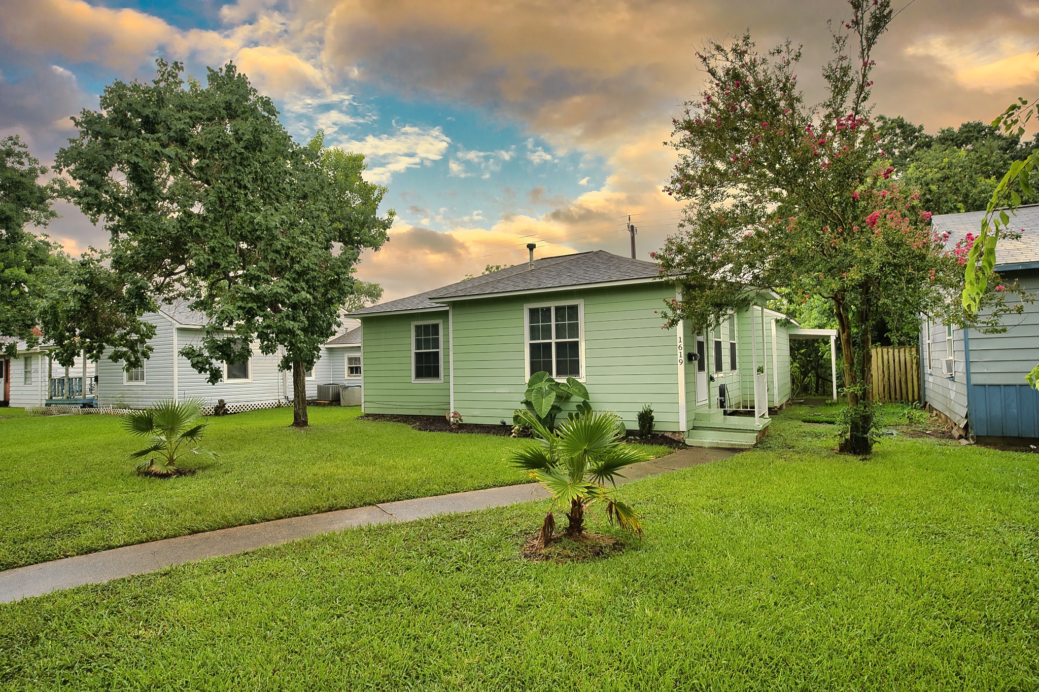 1619 W 8th Street Freeport TX 77541
