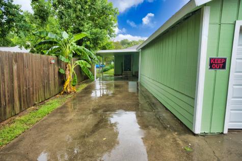 1619 W 8th Street Freeport TX 77541