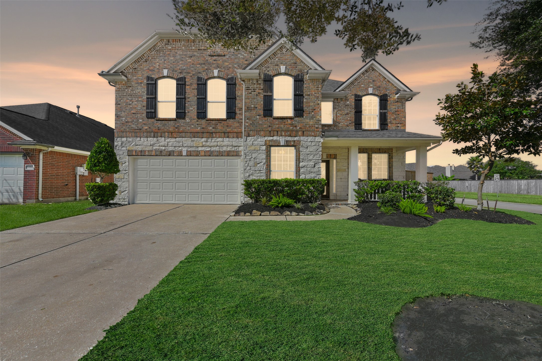 502 White Oak Pointe League City TX 77573