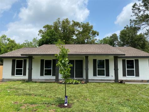 2400 Mary Street Alvin TX 77511