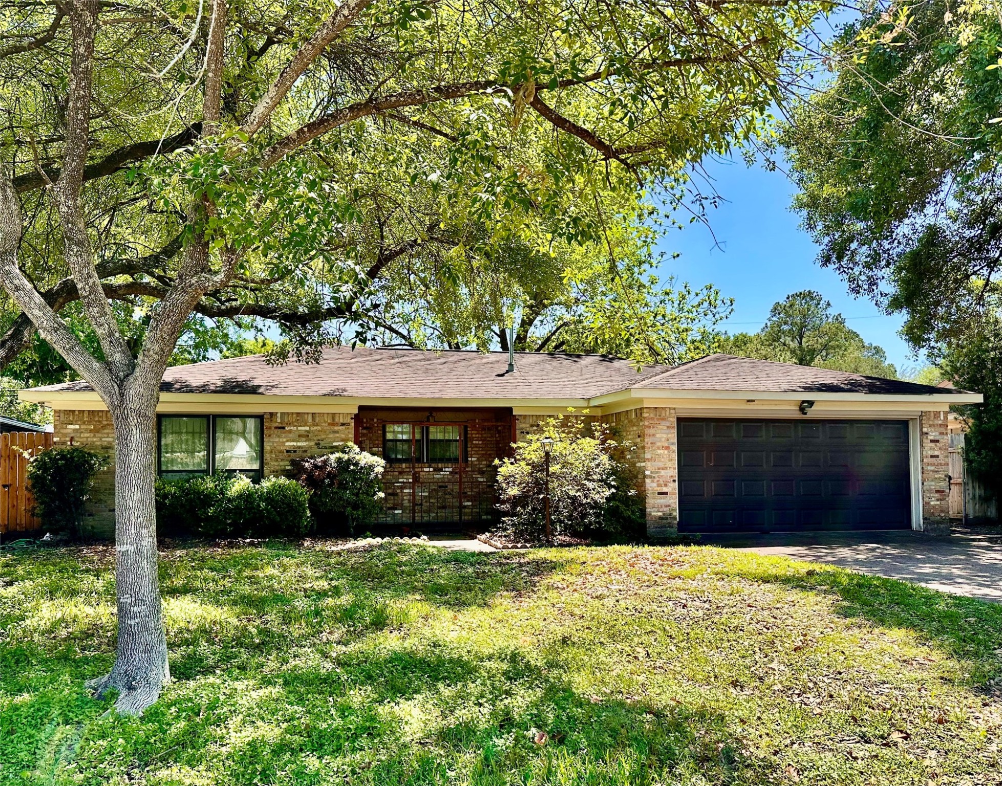 919 Beaver Bend Road Houston TX 77088