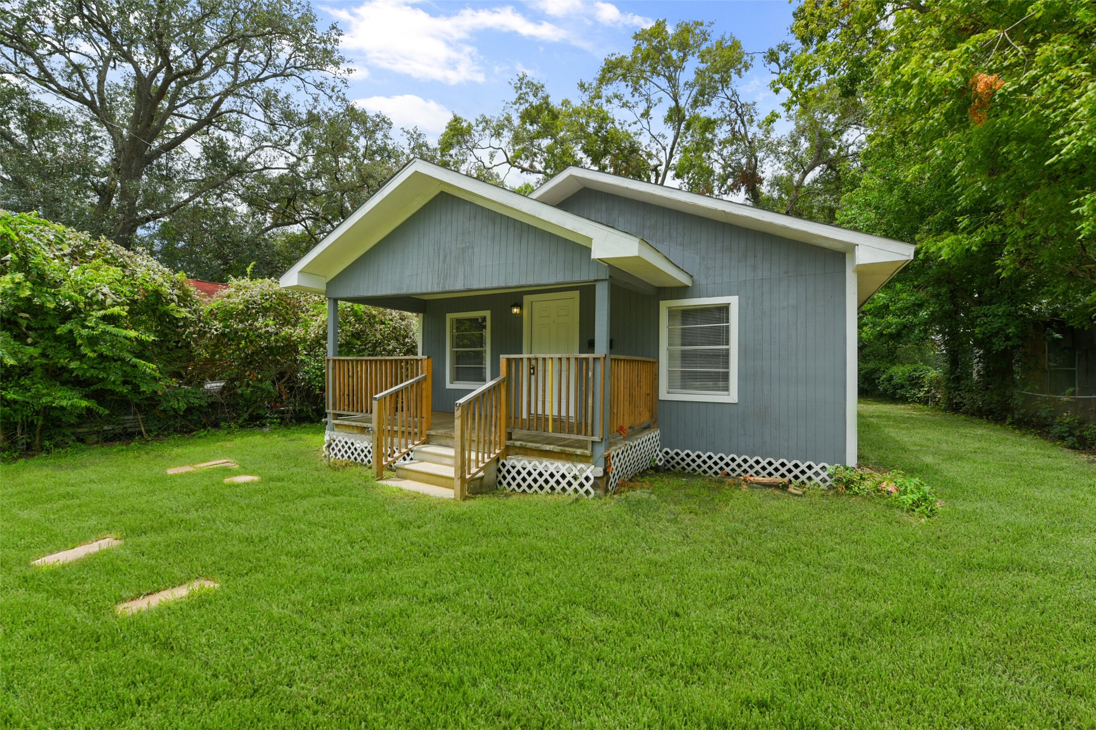 403 Hines Street Baytown TX 77520