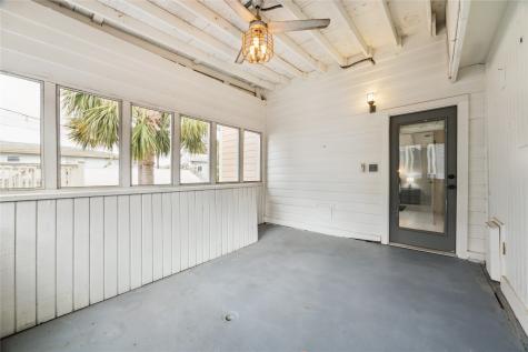 613 9th Street Galveston TX 77550