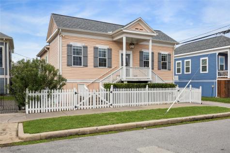 613 9th Street Galveston TX 77550
