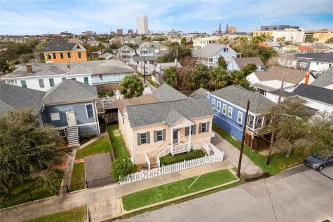 613 9th Street Galveston TX 77550